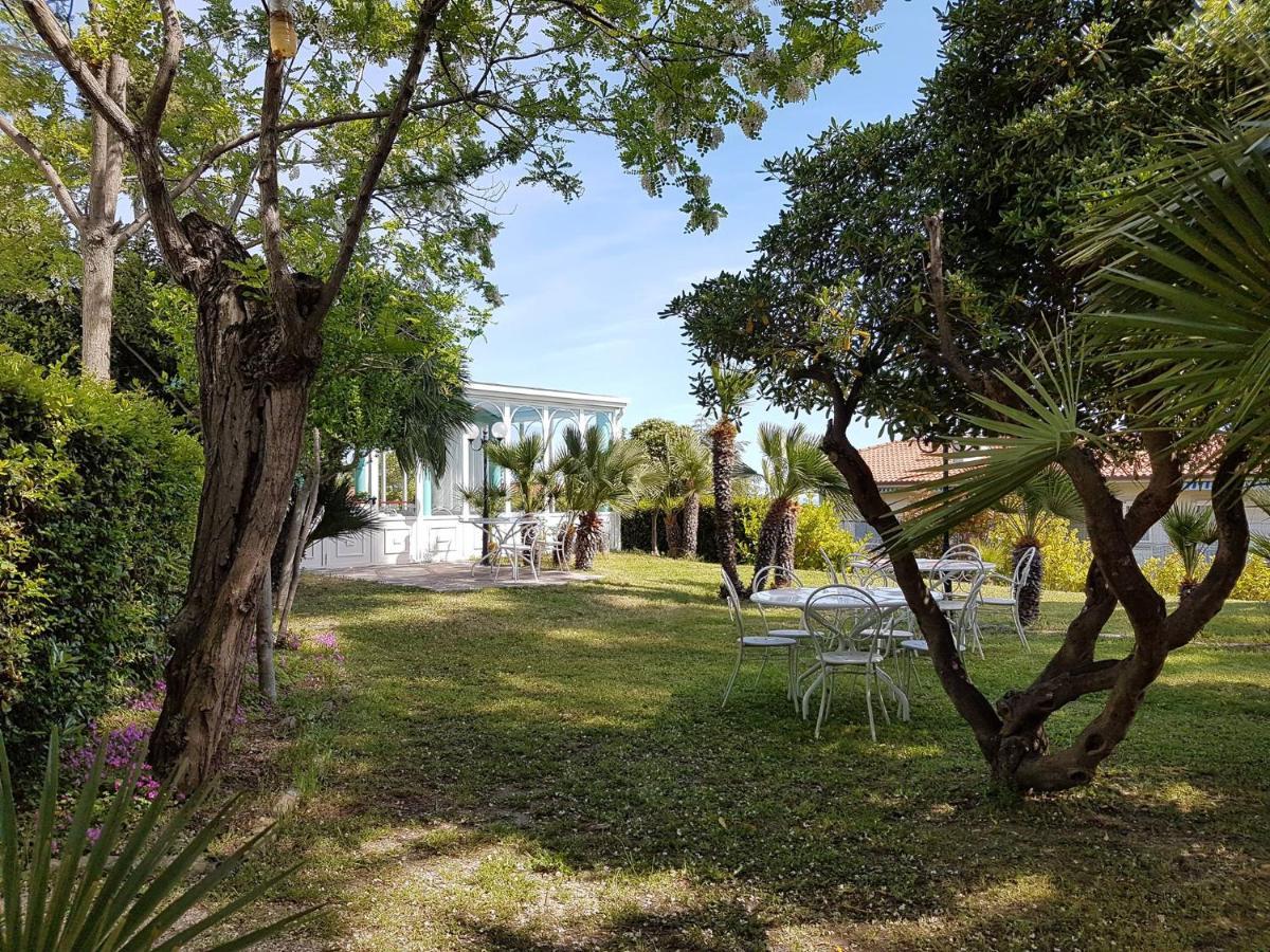 Villa Arlini Pineto Zewnętrze zdjęcie